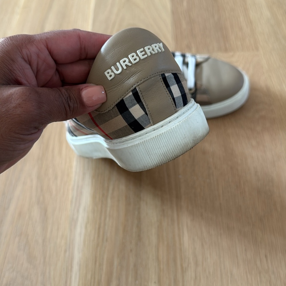 Burberry Sneakers 
Wore a handful of times
Very comfortable - Picture 3 of 10